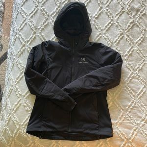 Arcteryx Atom LT Women’s Large